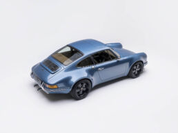 Aquamarine Blue Metallic 5607